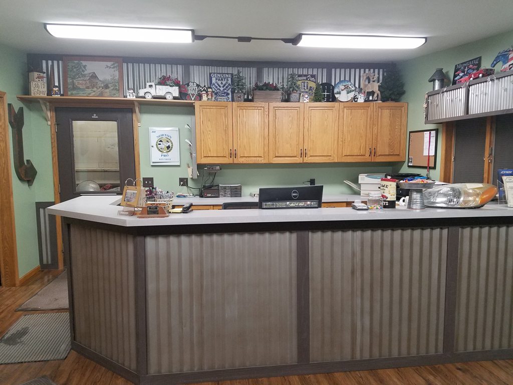 Everett's Body Shop Office Remodel